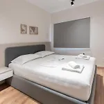 2br At Artist's Palace - Skanderbeg Square Views * Tirana