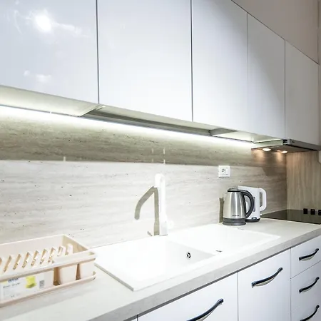 דירה 2br At Artist's Palace - Skanderbeg Square Views טיראנה