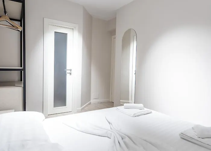 Lägenhet 2br At Artist's Palace - Skanderbeg Square Views