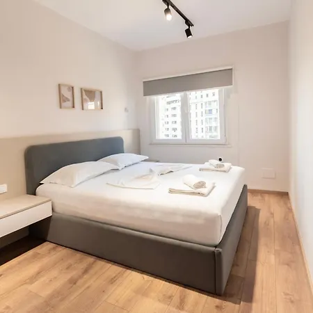 Lejlighed 2br At Artist's Palace - Skanderbeg Square Views