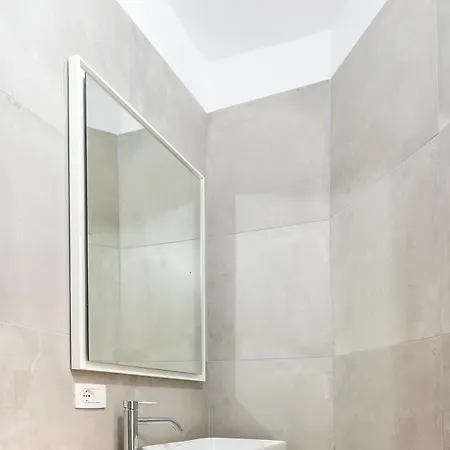 2br At Artist's Palace - Skanderbeg Square Views Appartamento Tirana