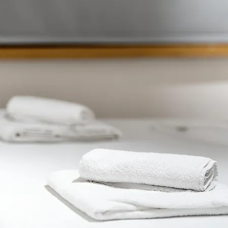 2br At Artist's Palace - Skanderbeg Square Views Appartamento