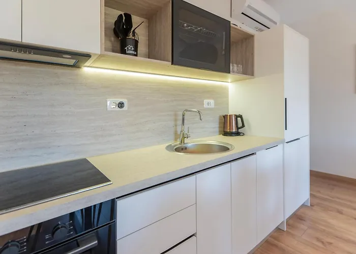 Διαμέρισμα 2br At Artist's Palace - Skanderbeg Square Views Τίρανα