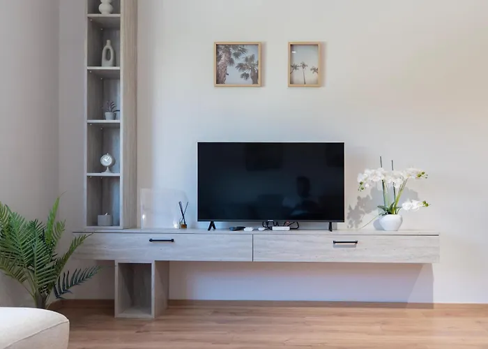 2br At Artist's Palace - Skanderbeg Square Views Τίρανα