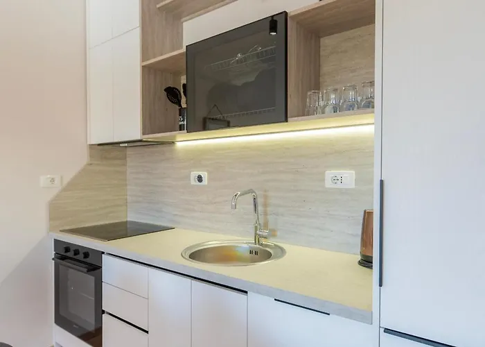 Διαμέρισμα 2br At Artist's Palace - Skanderbeg Square Views