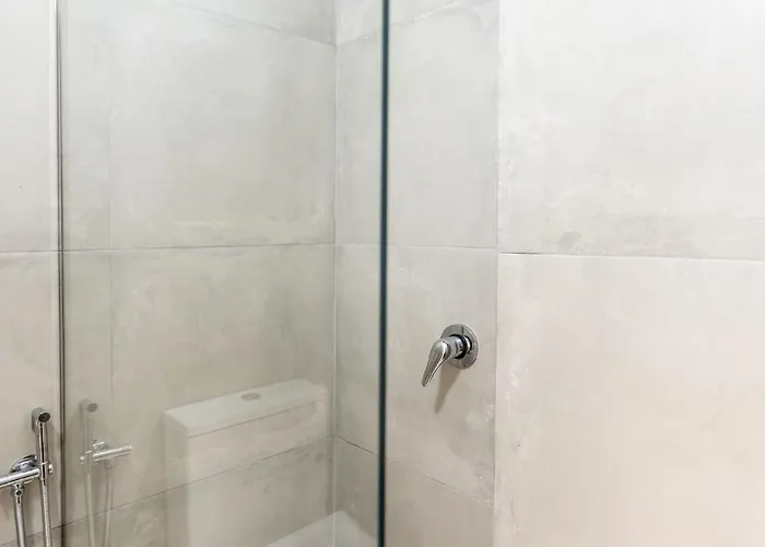 2br At Artist's Palace - Skanderbeg Square Views 地拉那