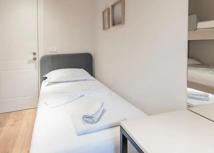 2br At Artist's Palace - Skanderbeg Square Views Διαμέρισμα